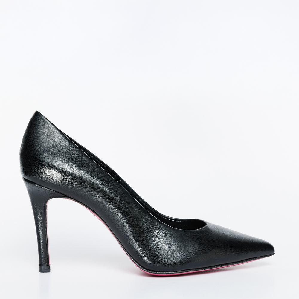 The Ege Black Leather Pump Fuchsia Sole Shoe