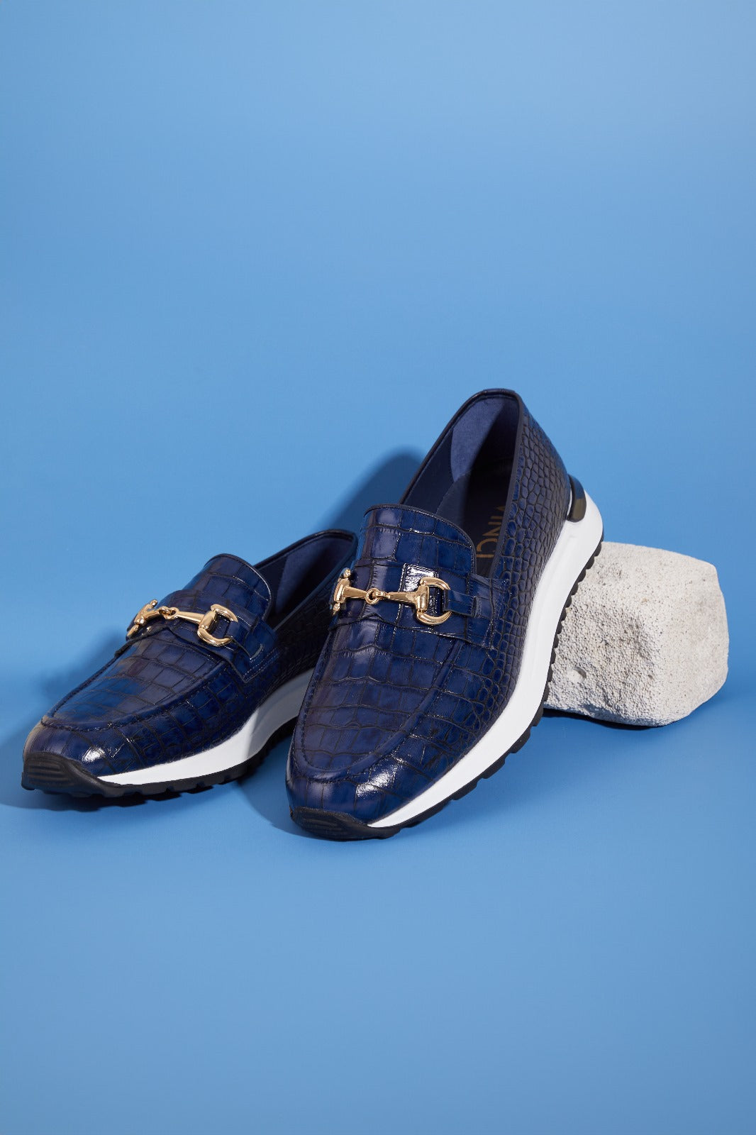 The Padova Navy Blue Leather Sneaker
