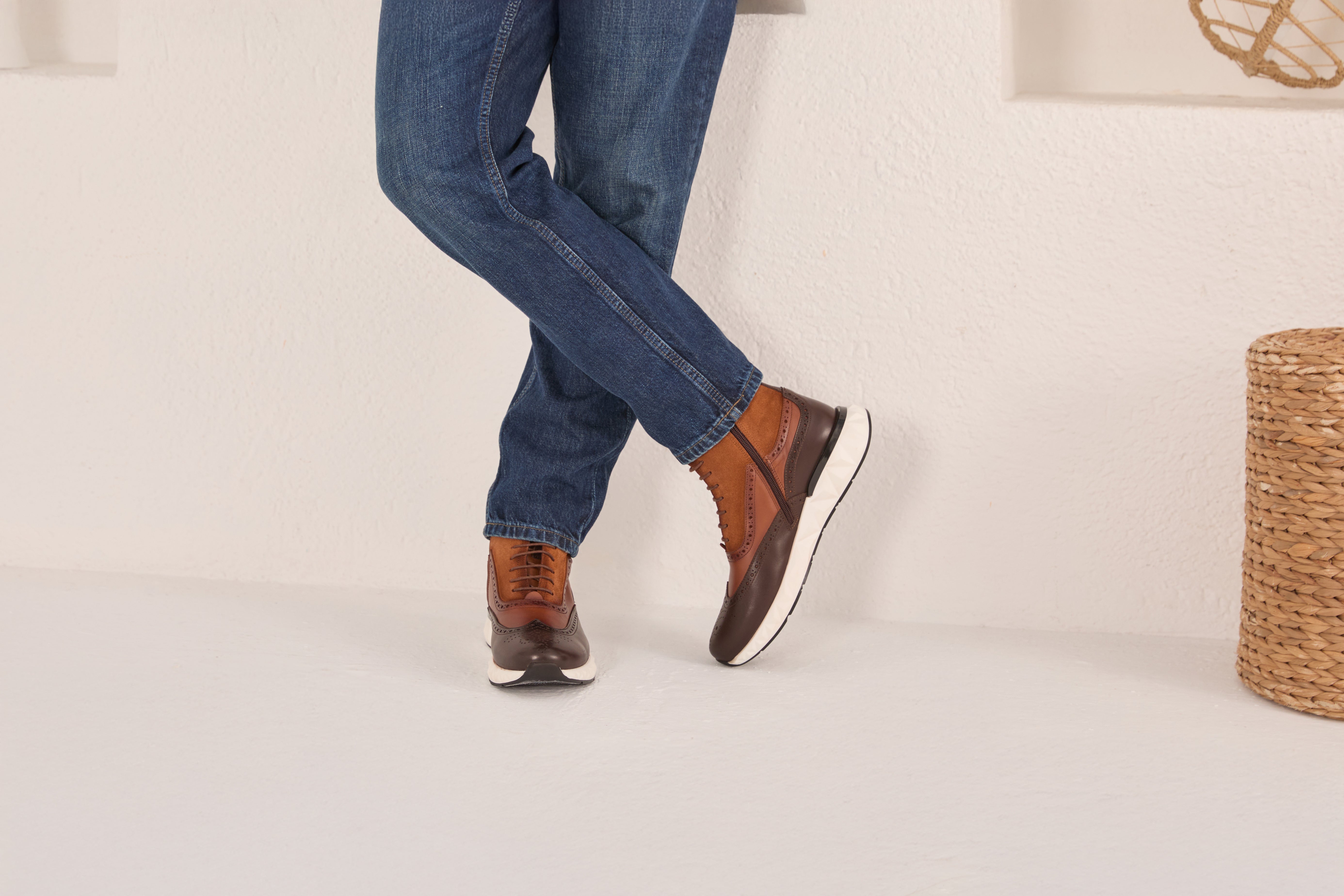 The Regent Brown Leather Wingtip Brogue Casual Boot