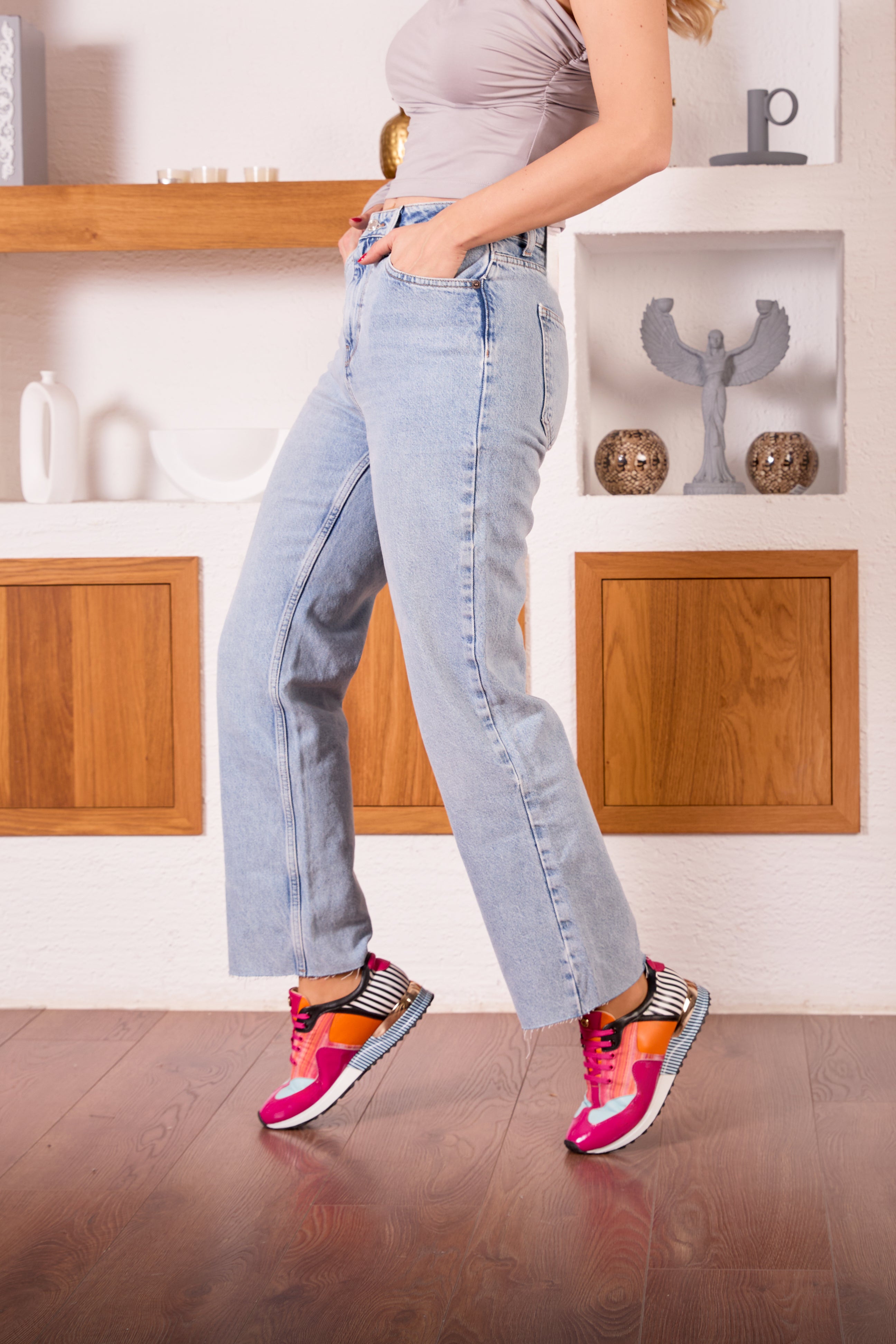 Santa Amaro Multi Color Fuchsia Sneaker