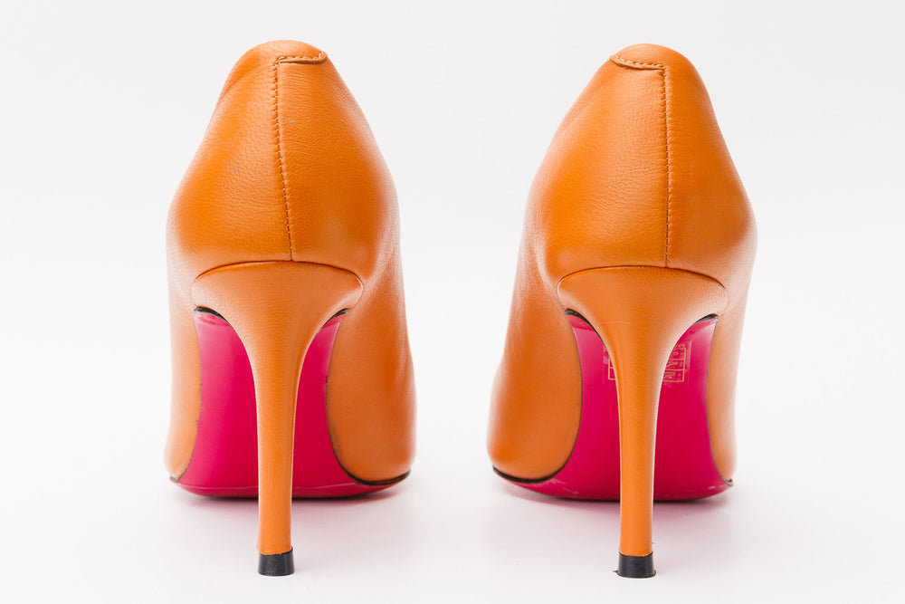 The Maneadero Orange Leather Pump Fuchsia Sole Shoe