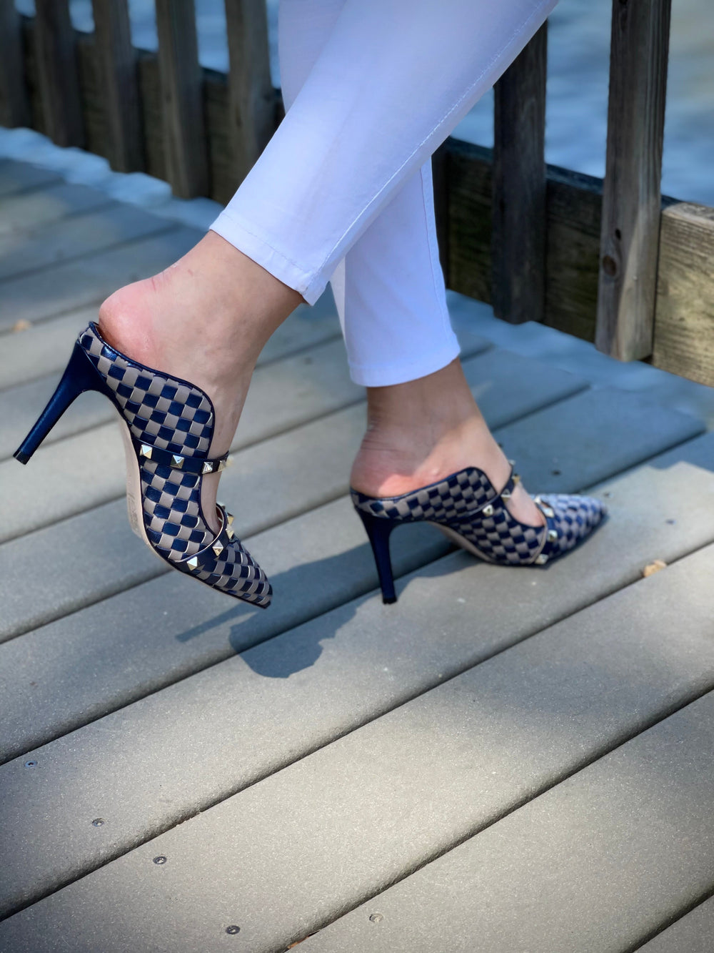 The Dosso Navy Blue Handwoven Pointy Toe Leather Sandal