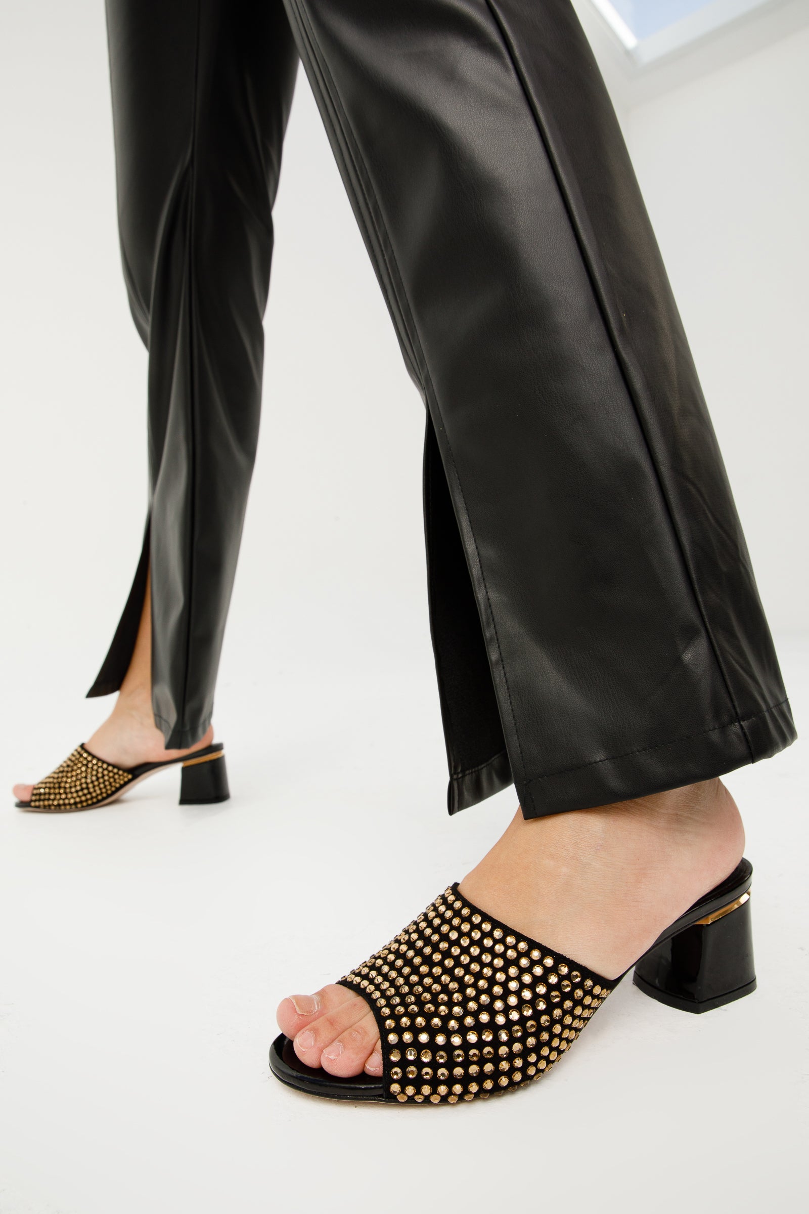 The Ailano Gold Glitter Leather Sandal