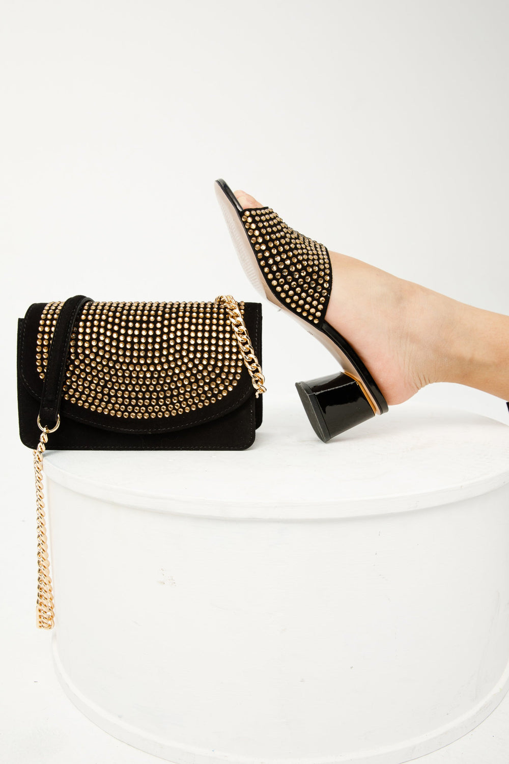 The Ailano Gold Glitter Leather Sandal