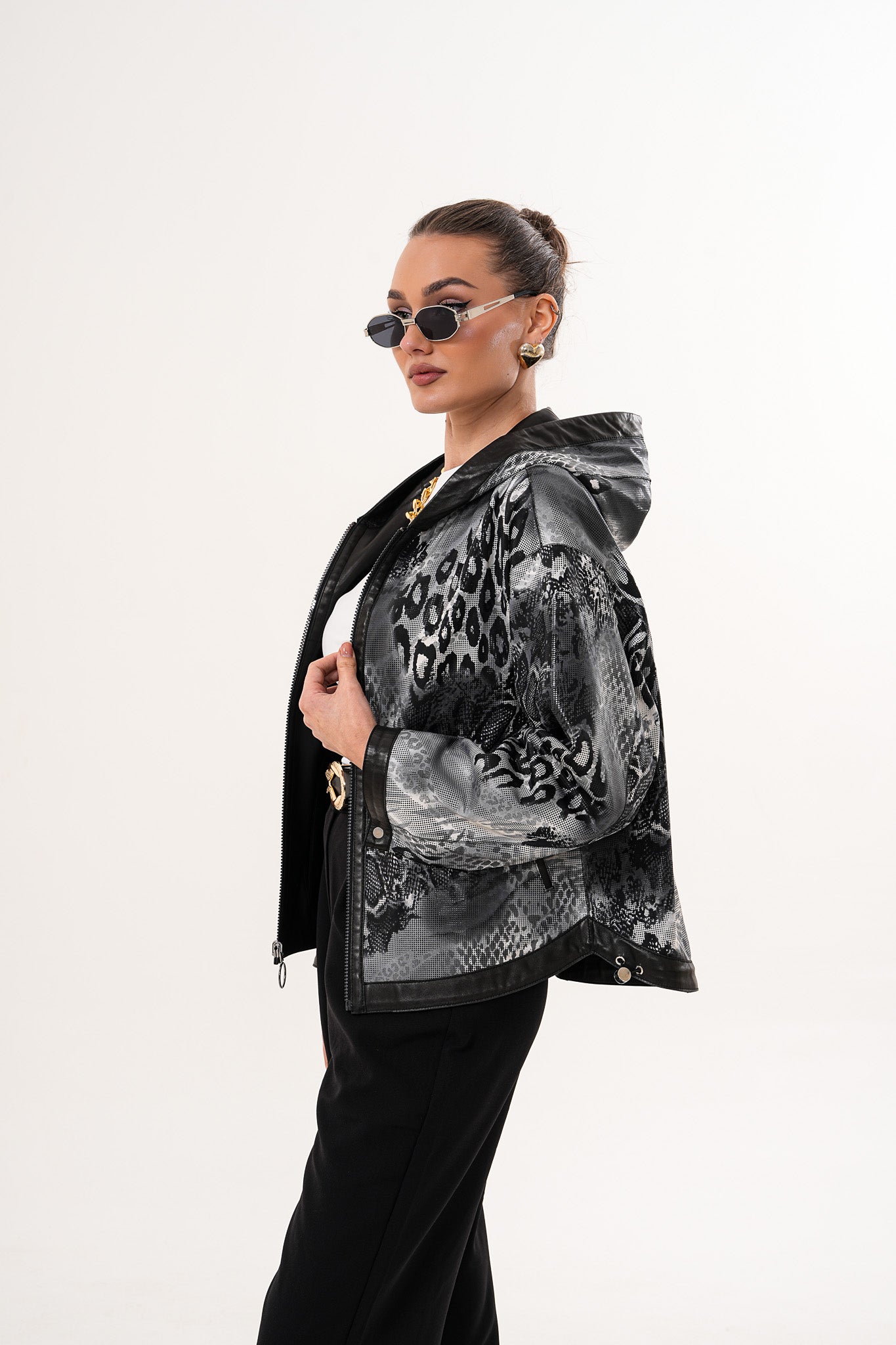 The Calyra Reversible Leather Jacket – Black