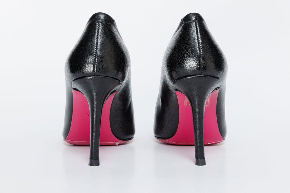 The Ege Black Leather Pump Fuchsia Sole Shoe