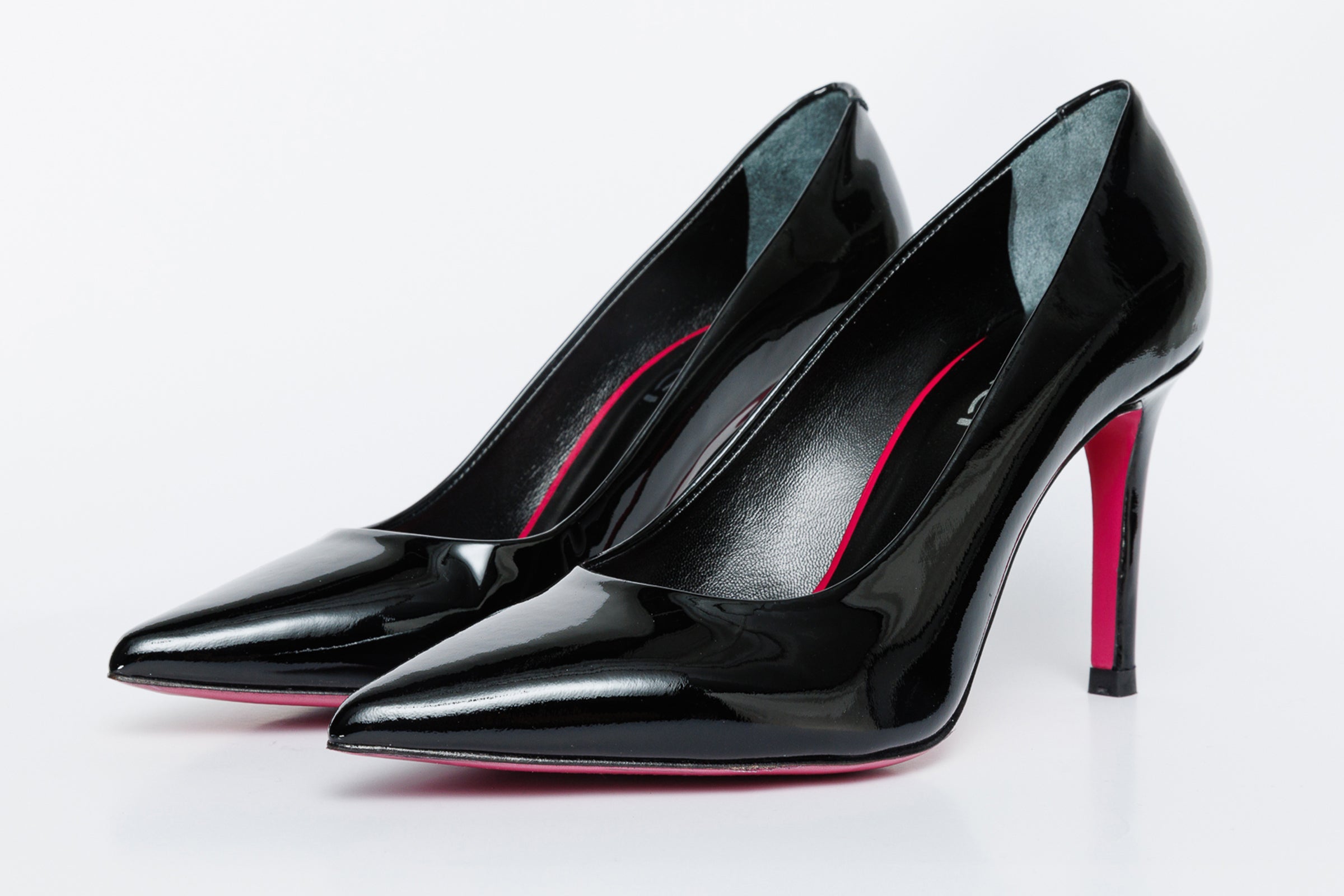 The Ege Black Patent Leather Pump Fuchsia Sole Shoe
