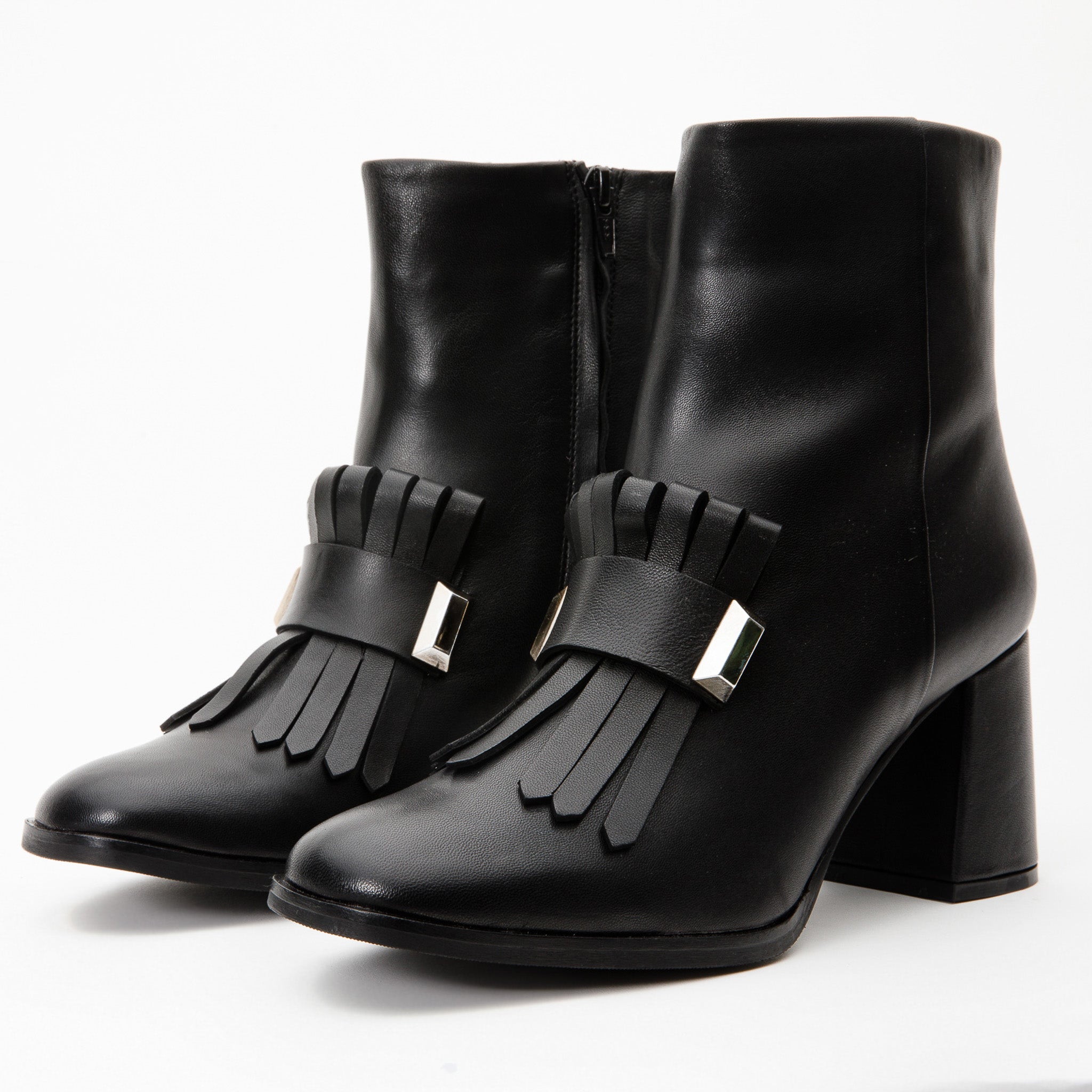 The Luksor Black Leather Block Heel Boot