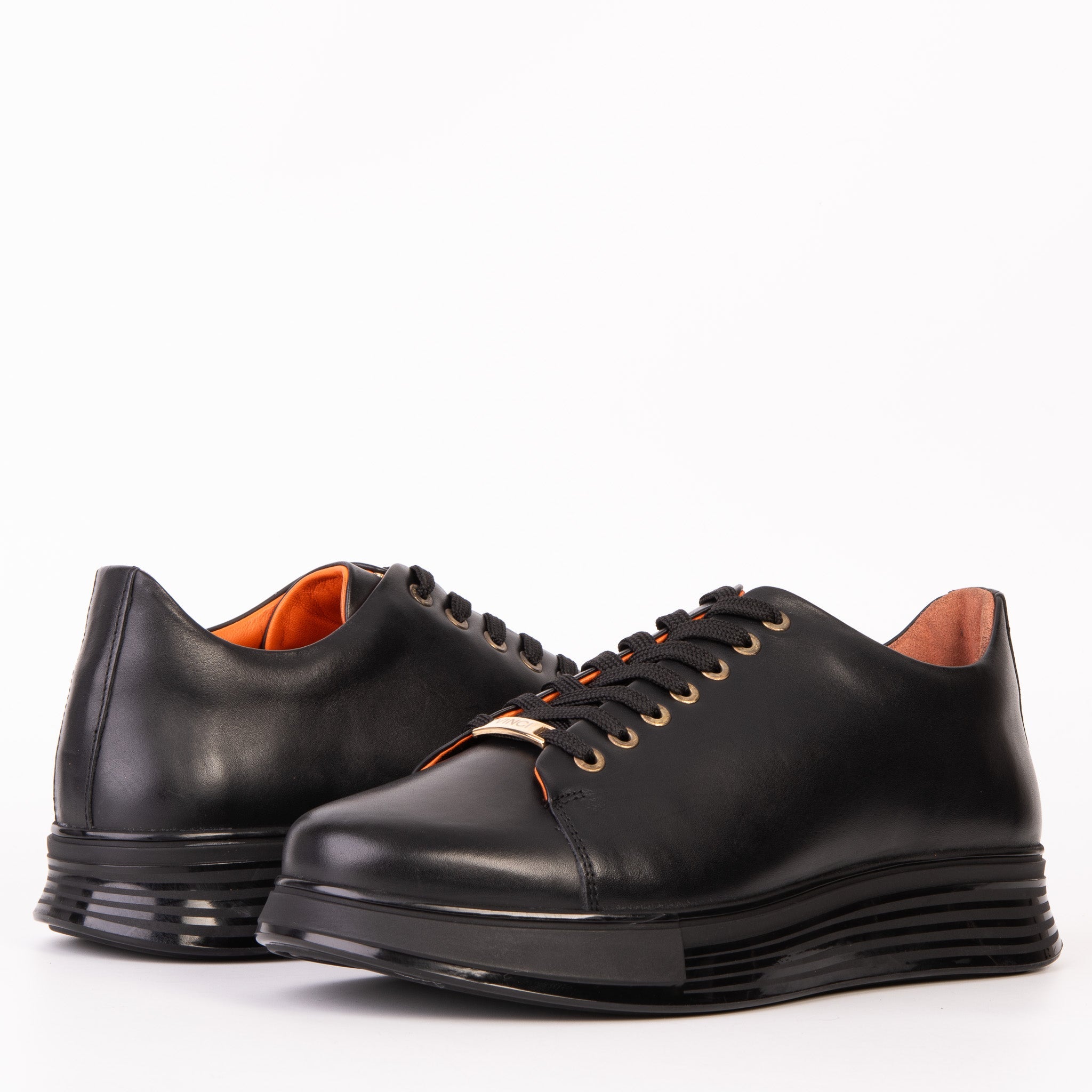 The Peklin Black Leather Sneaker
