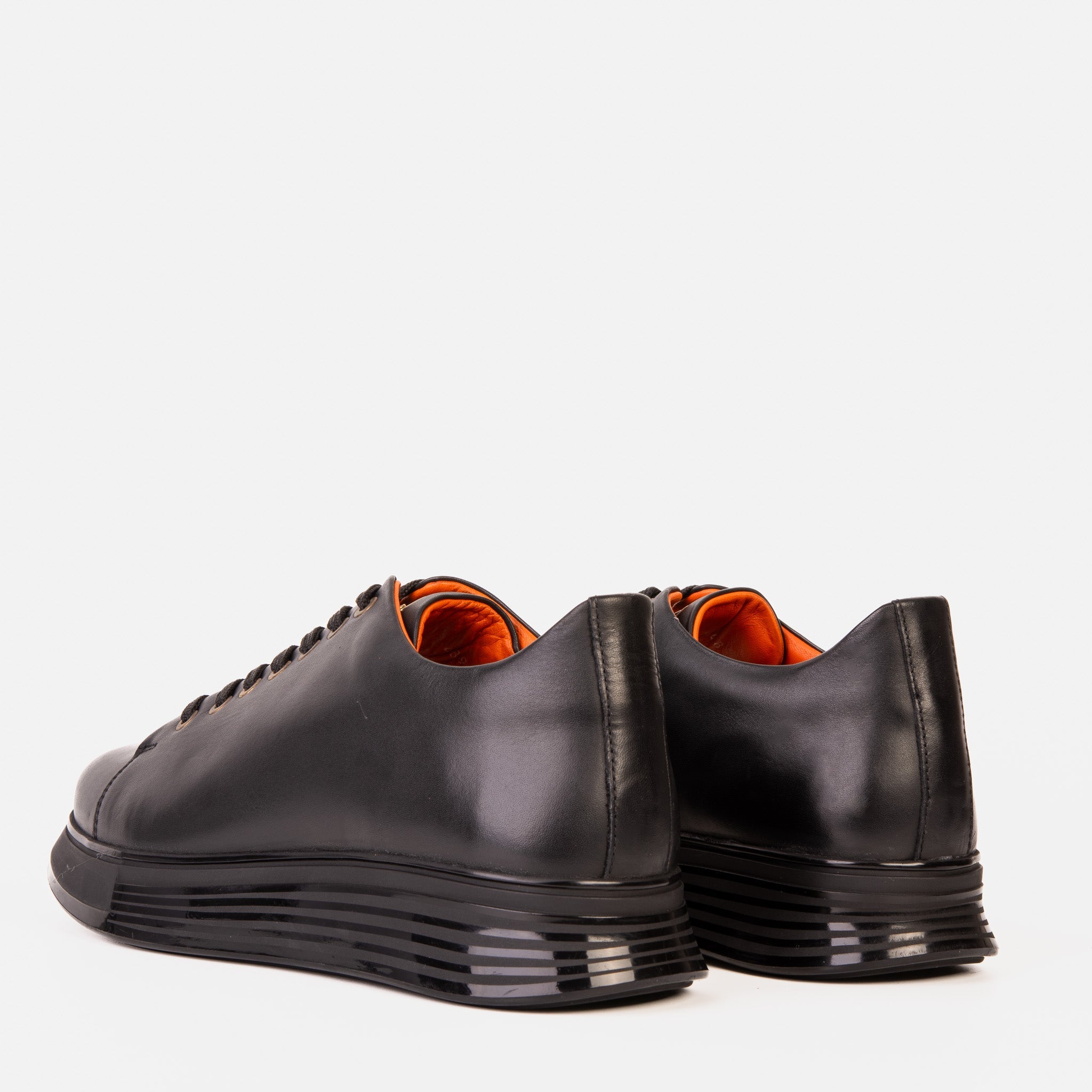 The Peklin Black Leather Sneaker