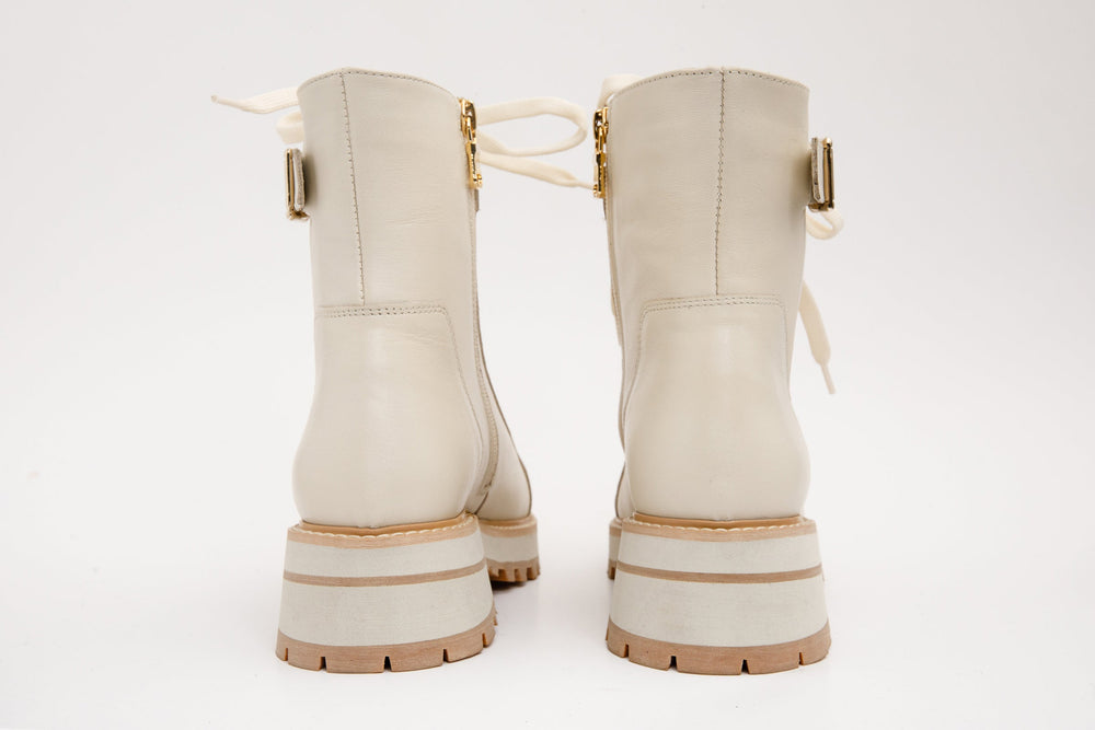 The Belgrano Cream Leather Lace-Up Ankle Boot With a Side Zipper