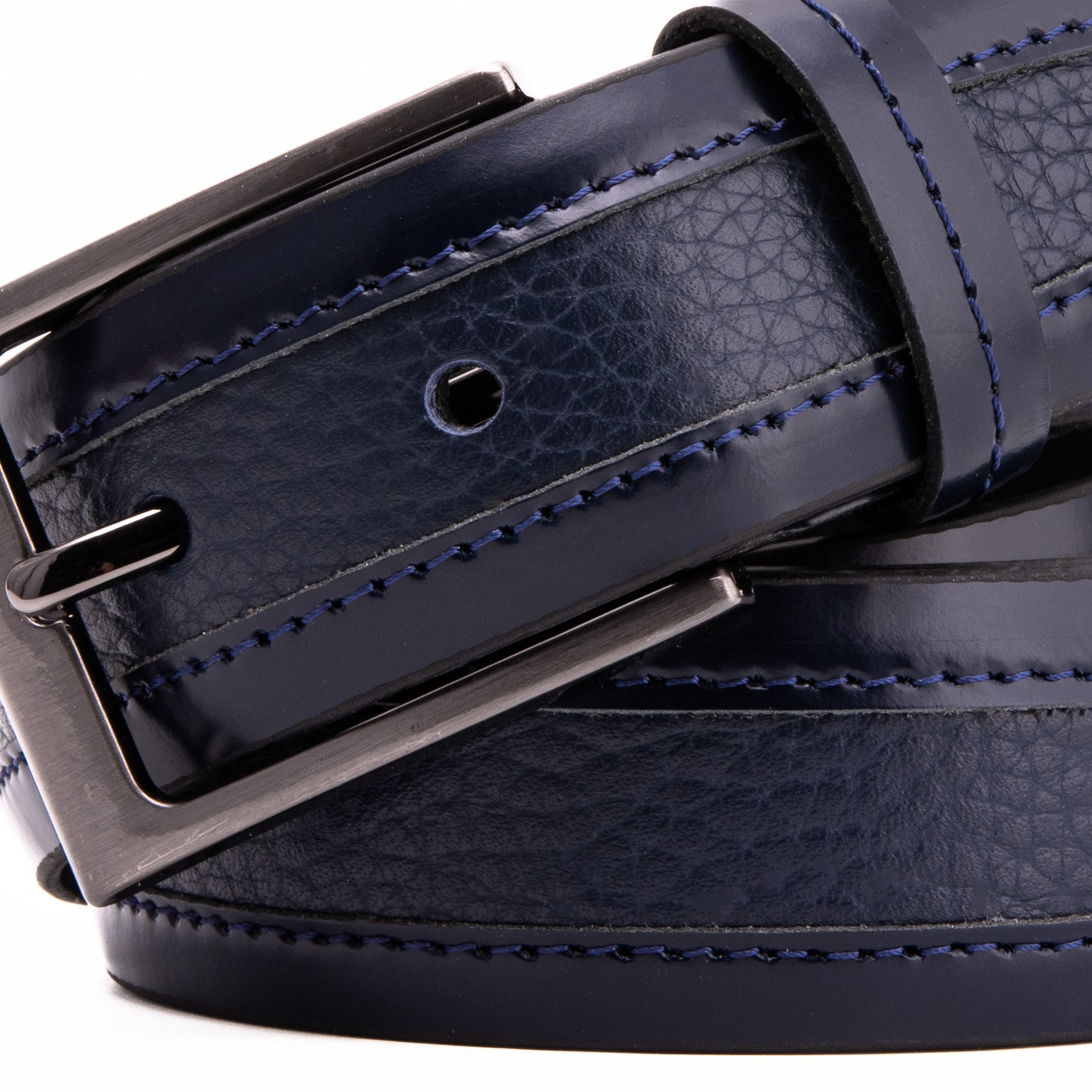 The Everest Rockwell Navy Blue Leather Belt
